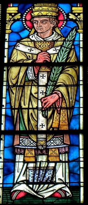교황 성 우르바노 1세_디테일_photo by GO69_in the Church of Saint-Pierre et Saint-Louis in Bedee_France.jpg